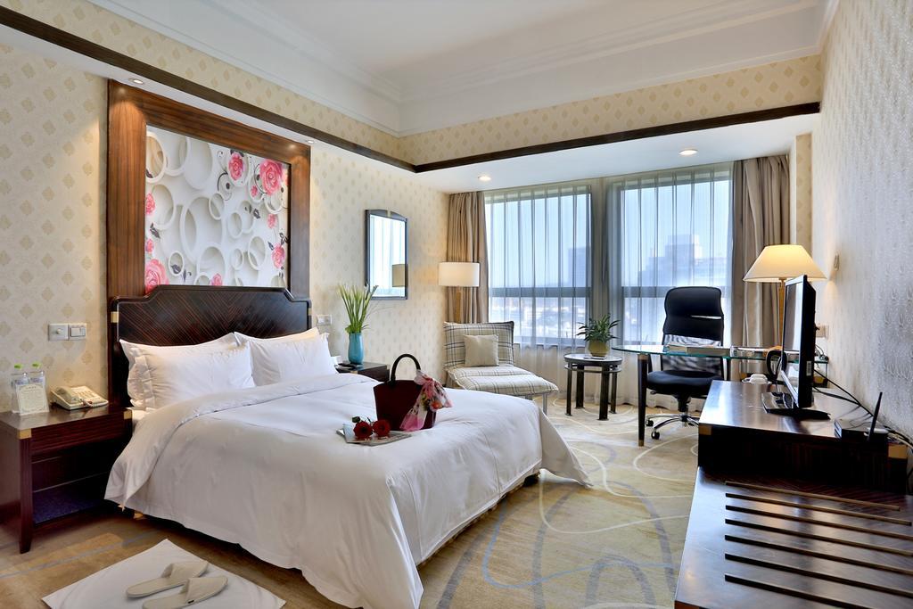 Hangzhou Long Hill Hotel Exterior photo
